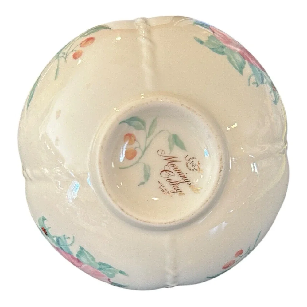 Lenox Vase Morningside Cottage Pattern with Flowers Dragonflies & Bees Gold Trim